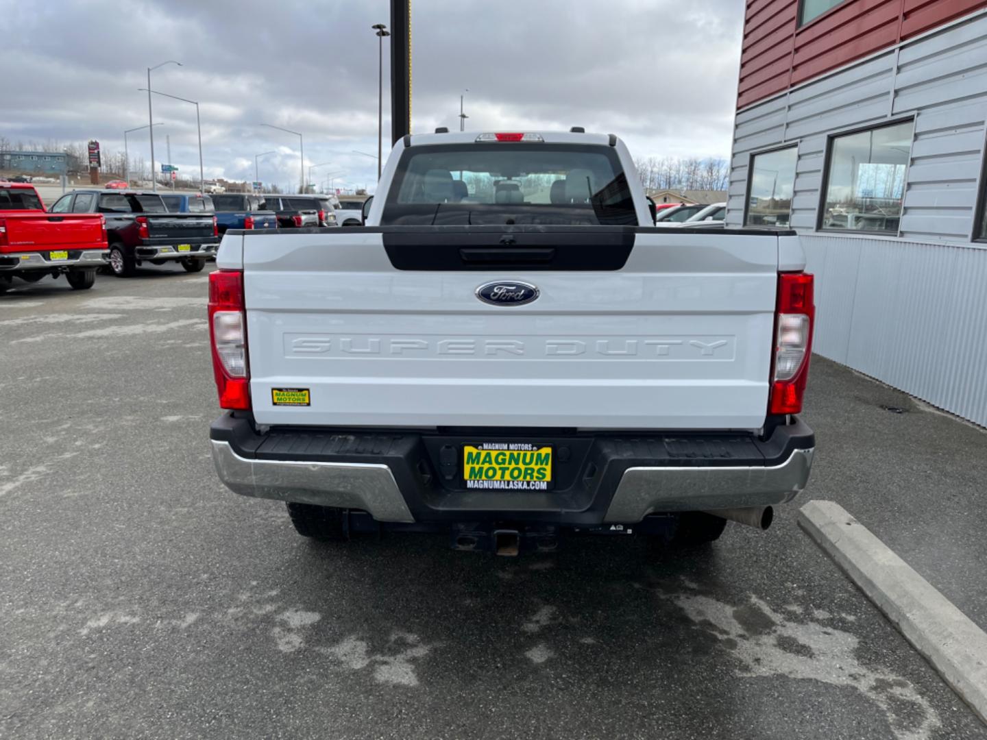 2021 WHITE FORD F-350 SUPER DUT XL (1FT8W3B60ME) with an 6.2L engine, Automatic transmission, located at 1960 Industrial Drive, Wasilla, 99654, (907) 274-2277, 61.573475, -149.400146 - Photo#3